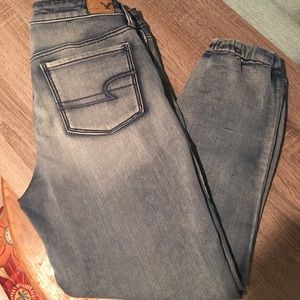 👖AEO JEAN JOGGERS SIZE 2